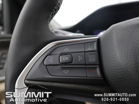 New 2026 Jeep Grand Cherokee Limited w/ Luxury Tech Group II AWD/4WD image 19