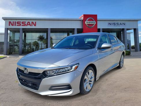 Used 2020 Honda Accord LX image 10