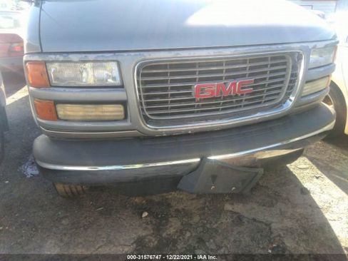 Used 2001 GMC Savana 3500 Extended Passenger RWD image 6