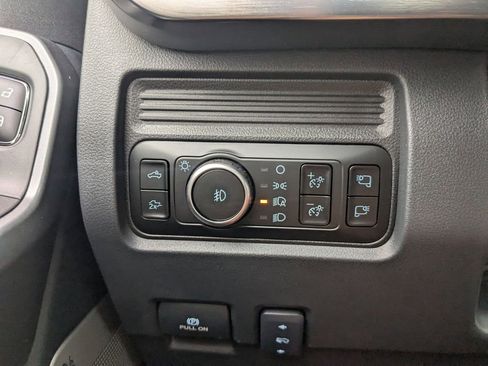 New 2025 Ford F250 Lariat w/ Lariat Ultimate Package image 28