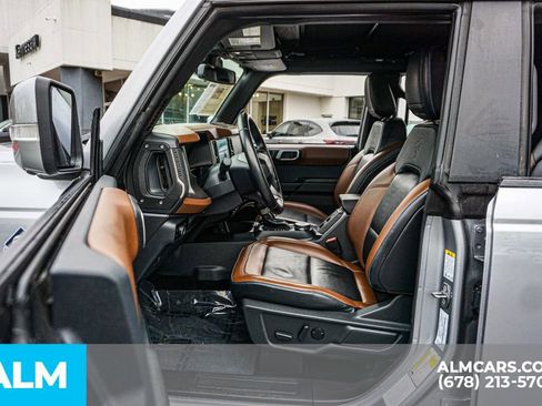 Used 2024 Ford Bronco Outer Banks image 19