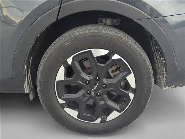 Used 2024 Kia Sorento S FWD image 6