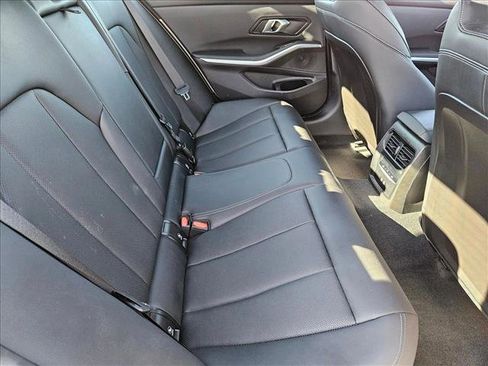 Used 2024 BMW 330i Sedan image 19