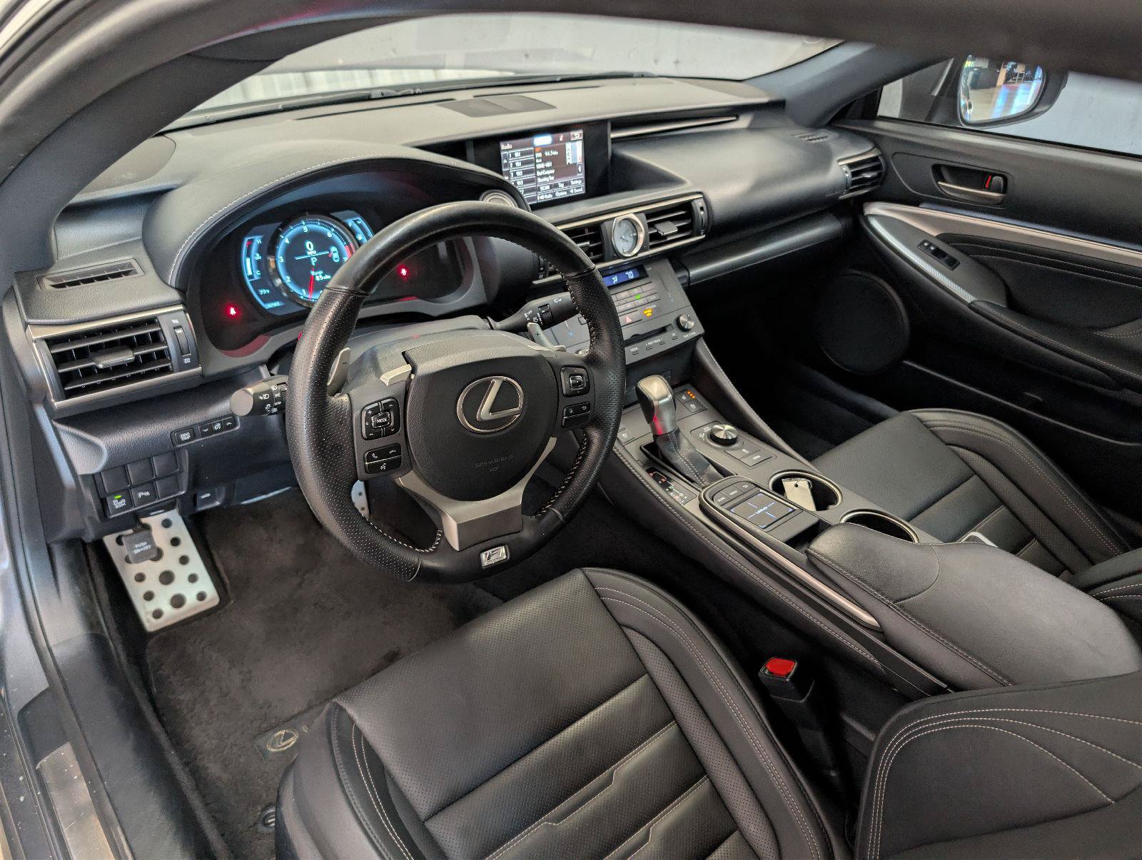 Used 2015 Lexus RC 350 w/ F Sport w/Summer Tires RWD image 4