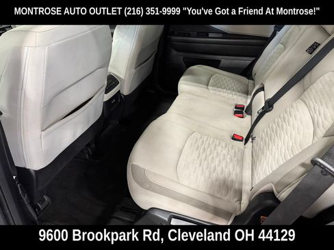 Used 2023 Nissan Pathfinder SV AWD/4WD image 34