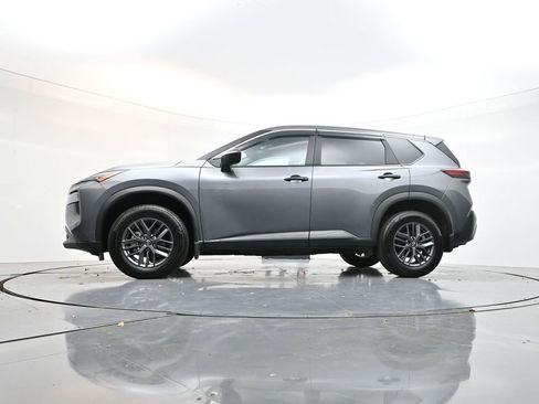 Used 2023 Nissan Rogue S image 27