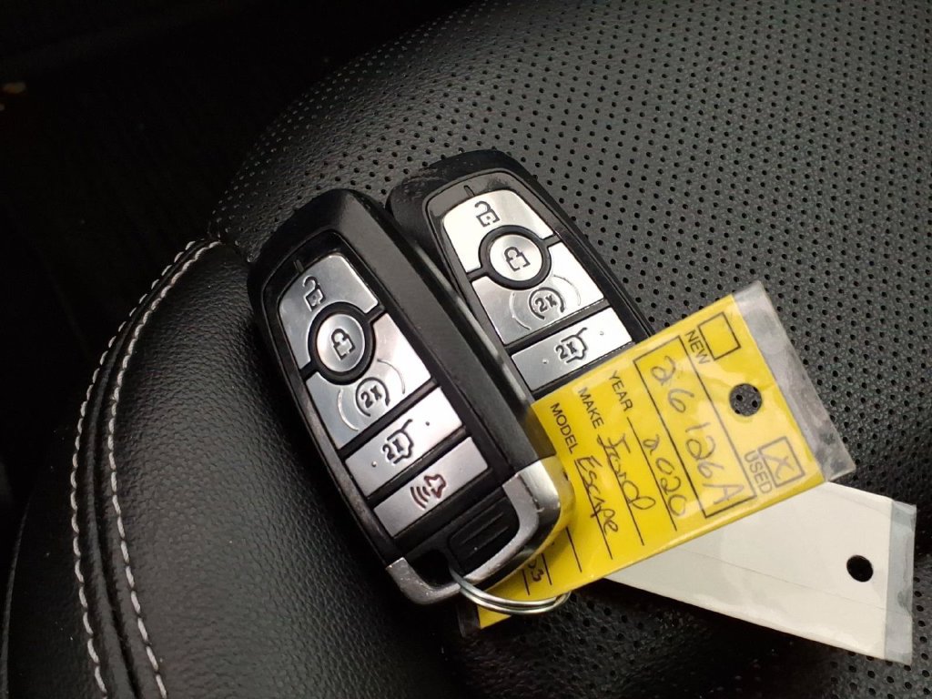 Used 2020 Ford Escape SEL AWD/4WD image 23