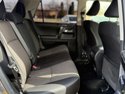 Used 2023 Toyota 4Runner TRD Off-Road image 18