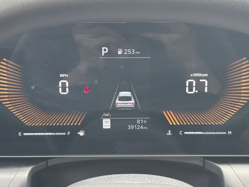 Used 2025 Kia K4 LXS image 42