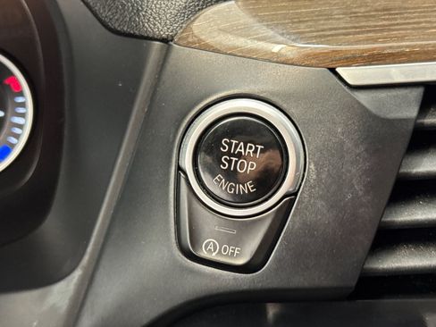 Used 2019 BMW X3 sDrive30i RWD image 17