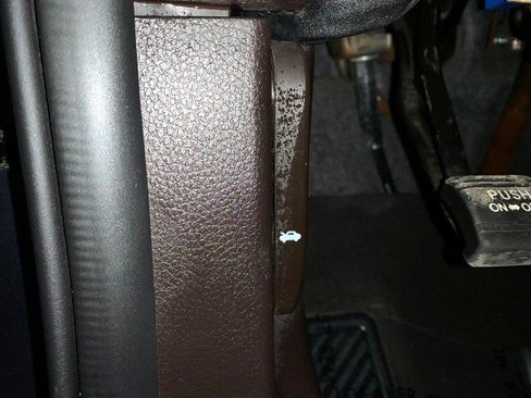 Used 2015 Hyundai Santa Fe Limited image 16