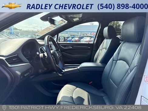 Certified 2024 Buick Enclave Premium image 12