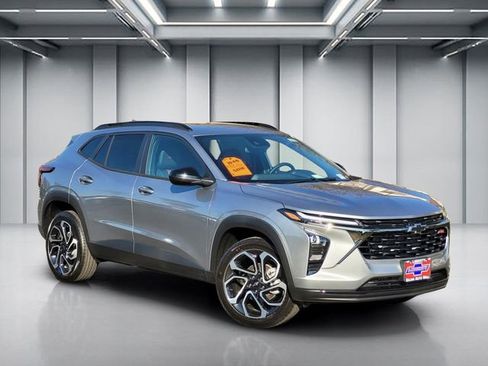 New 2026 Chevrolet Trax RS w/ Driver Confidence Package image 1