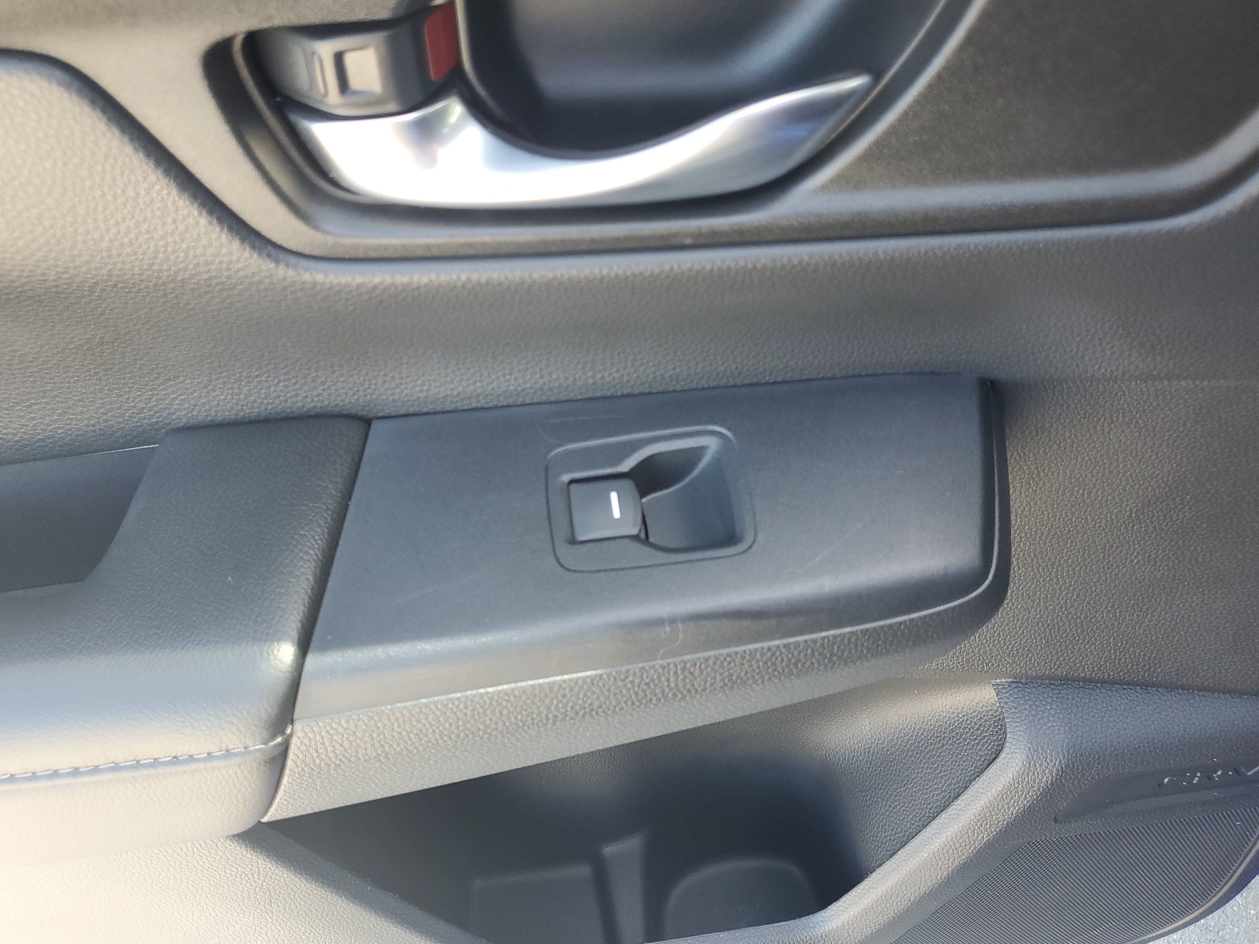 Used 2025 Honda CR-V EX image 14