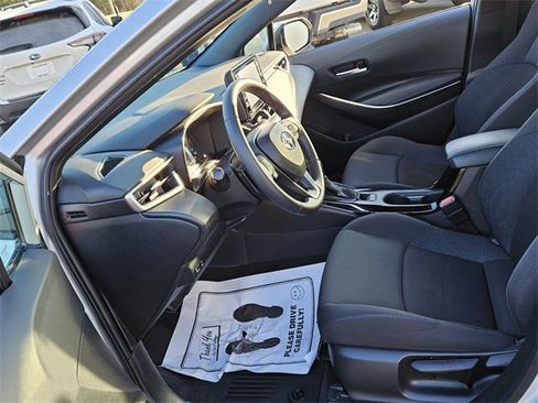Used 2022 Toyota Corolla SE image 5