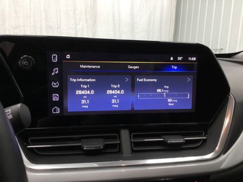 Used 2024 Chevrolet Trax LT w/ Driver Confidence Package image 17