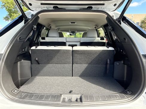 New 2025 Mitsubishi Outlander SE image 27