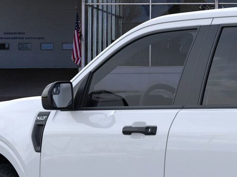 New 2025 Ford Maverick XLT w/ XLT Luxury Package image 21