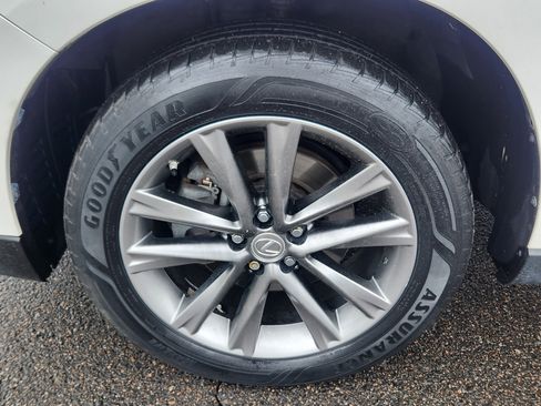 Used 2014 Lexus RX 450h AWD image 21