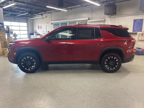 New 2026 Chevrolet Traverse Z71 w/ Enhanced Driving Package AWD/4WD image 4