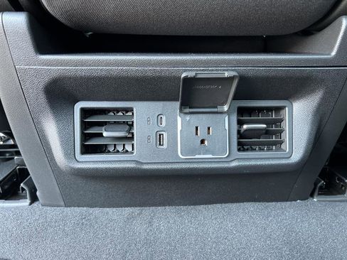 New 2025 GMC Sierra 2500 SLE w/ SLE Convenience Package image 14