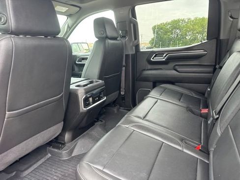 Used 2024 Chevrolet Silverado 1500 LTZ AWD/4WD image 27