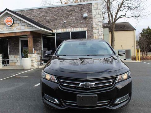 Used 2016 Chevrolet Impala LT image 2