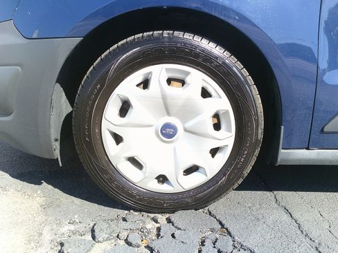 Used 2015 Ford Transit Connect XL image 12