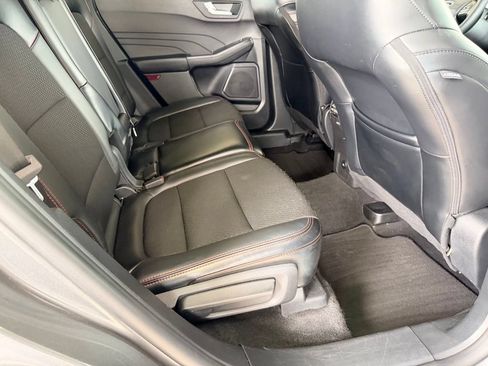 Used 2025 Ford Escape ST-Line Select AWD/4WD image 35