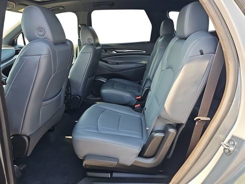 Used 2023 Buick Enclave Essence w/ Experience Buick Package FWD image 14