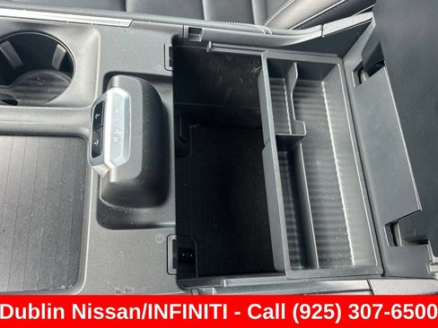 Used 2025 Ford Expedition Max Platinum AWD/4WD image 34