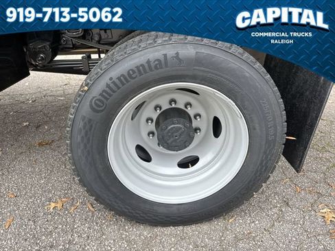 New 2026 Ford F550 4x4 Supercab Super Duty image 16