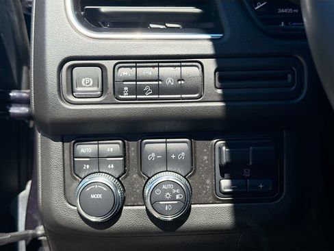 Used 2024 GMC Yukon AT4 w/ Max Trailering Package AWD/4WD image 34