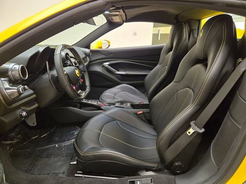 Used 2021 Ferrari F8 Tributo image 20