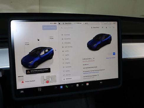 Used 2024 Tesla Model Y Performance image 20