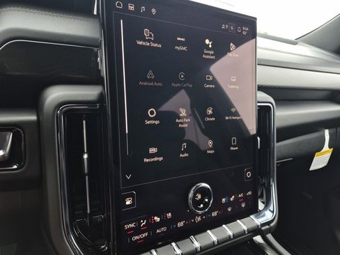 New 2026 GMC Yukon AT4 w/ Premium Trailering Package AWD/4WD image 24