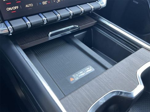 New 2026 GMC Acadia Denali w/ Super Cruise Package image 21