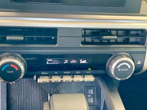 Used 2025 Toyota Tacoma SR5 RWD image 38