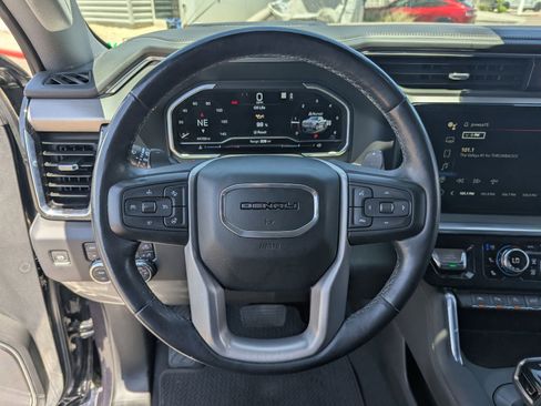 Used 2022 GMC Sierra 1500 Denali AWD/4WD image 22