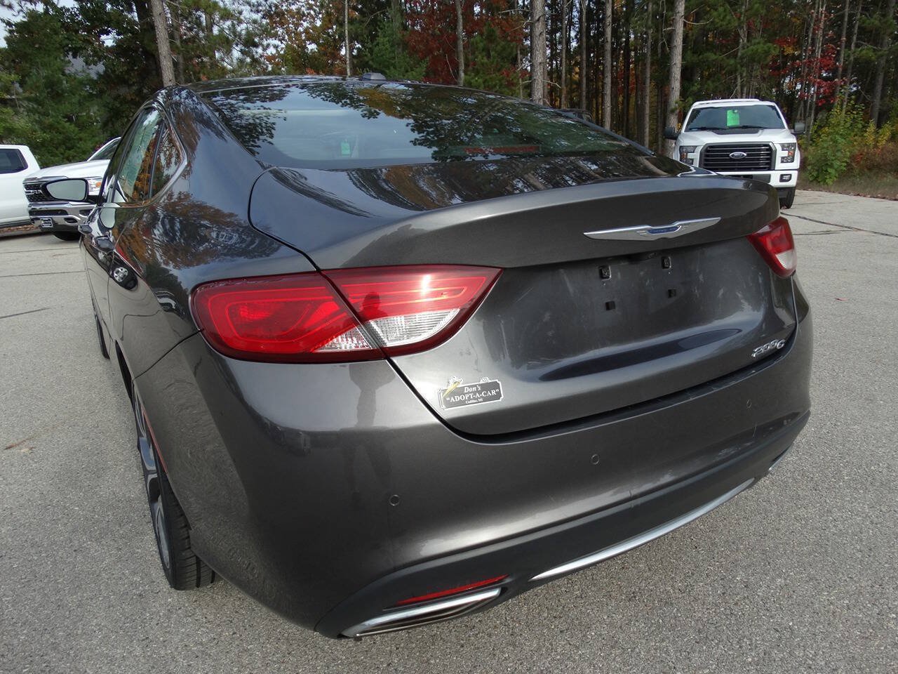 Used 2015 Chrysler 200 C w/ Safetytec Group FWD image 9