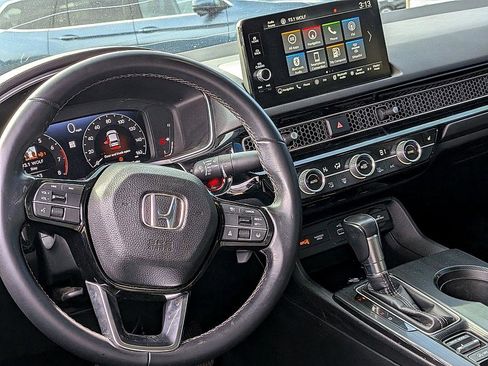 Used 2022 Honda Civic Touring image 29