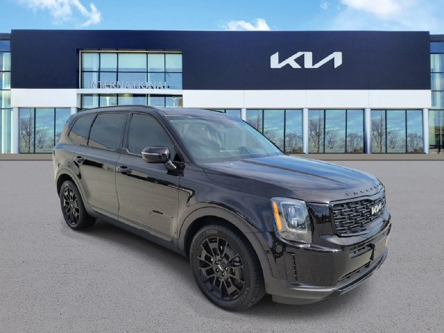 Used 2022 Kia Telluride EX w/ EX Premium Package AWD/4WD image 2