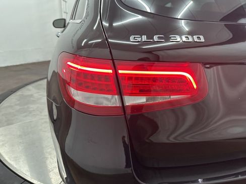 Used 2017 Mercedes-Benz GLC 300 image 27
