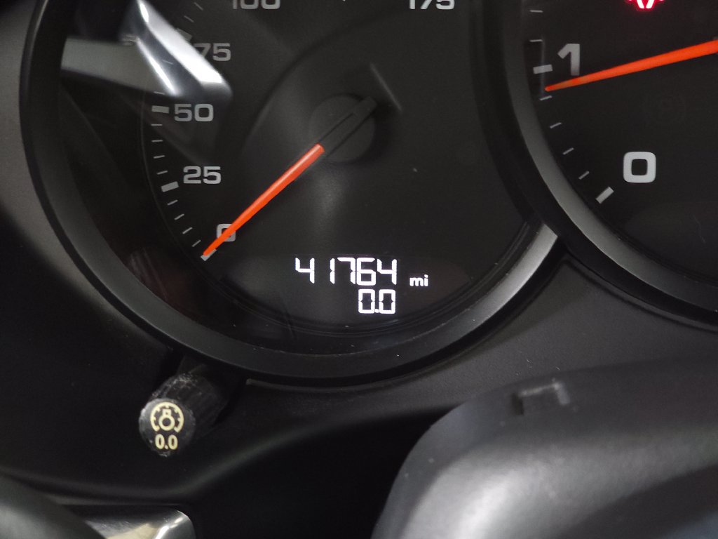 Used 2019 Porsche 718 Boxster RWD image 19