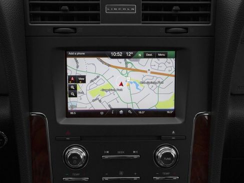 Used 2017 Lincoln Navigator Select image 17