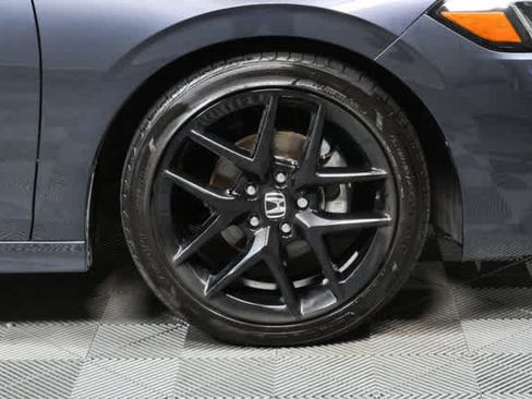 Used 2023 Honda Civic Sport image 34