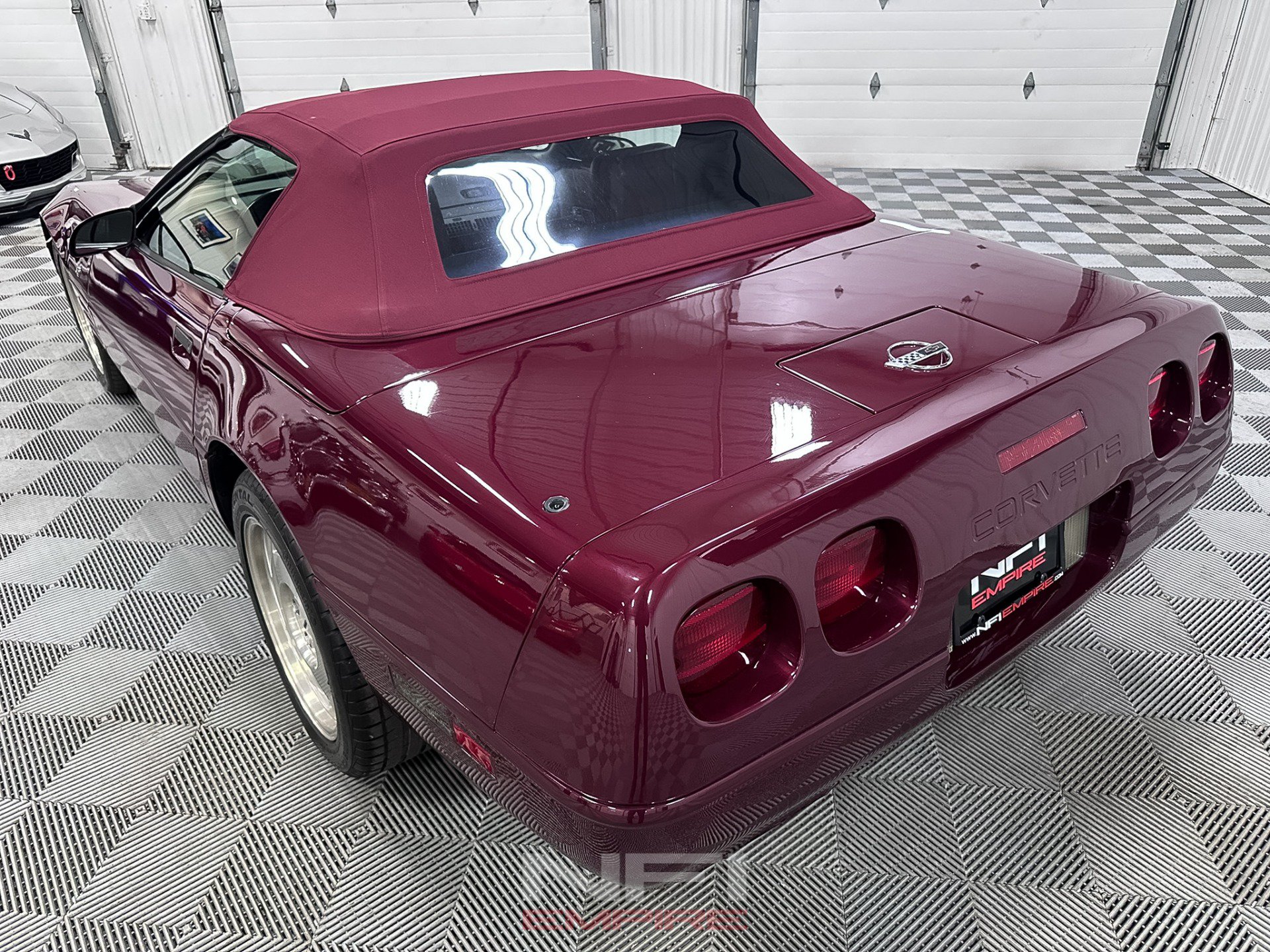 Used 1993 Chevrolet Corvette Coupe RWD image 19
