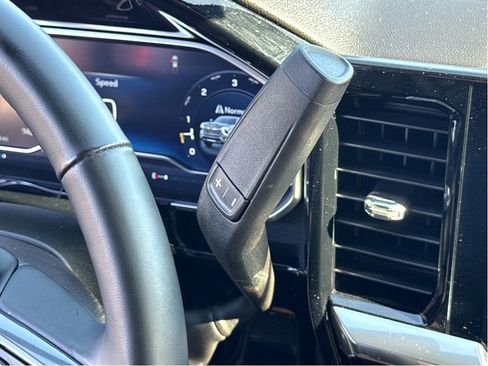 Used 2024 Chevrolet Silverado 2500 High Country w/ High Country Premium Package image 22