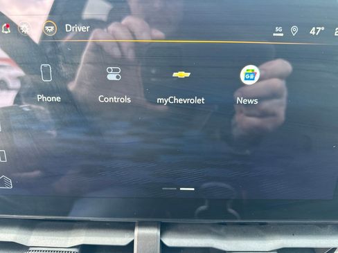 Used 2025 Chevrolet Equinox LT image 29