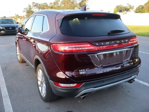 Used 2019 Lincoln MKC Select w/ Select Plus Package AWD/4WD image 3